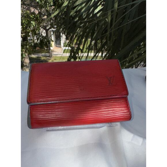 Louis Vuitton Red Epi Key - Picture 2 of 7